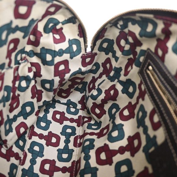 GUCCI Charmy Handbag - Picture 15 of 16